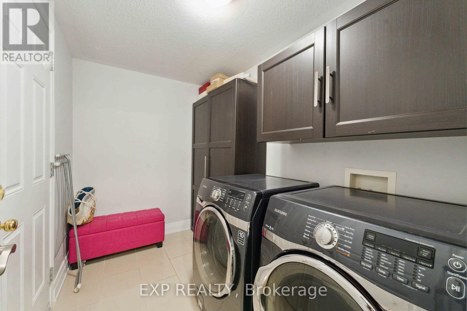 












316 WILD IRIS AVENUE

,
Ottawa,




Ontario
K1T0B6

