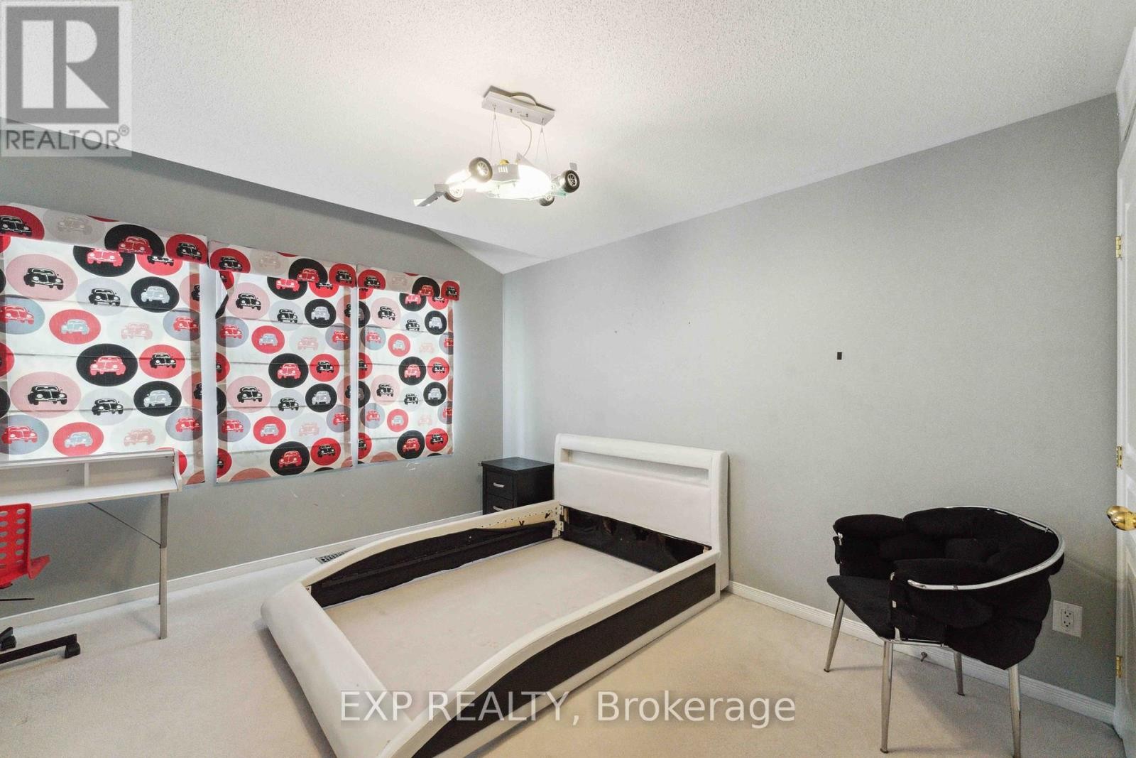 












316 WILD IRIS AVENUE

,
Ottawa,




Ontario
K1T0B6

