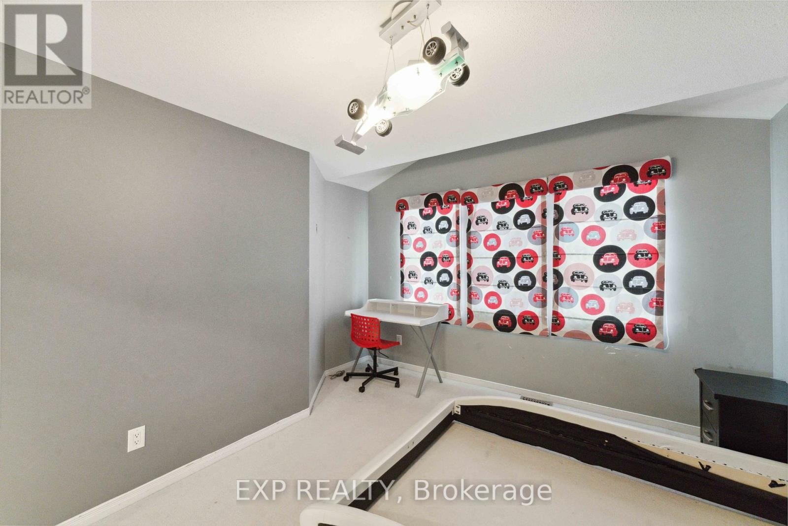 












316 WILD IRIS AVENUE

,
Ottawa,




Ontario
K1T0B6

