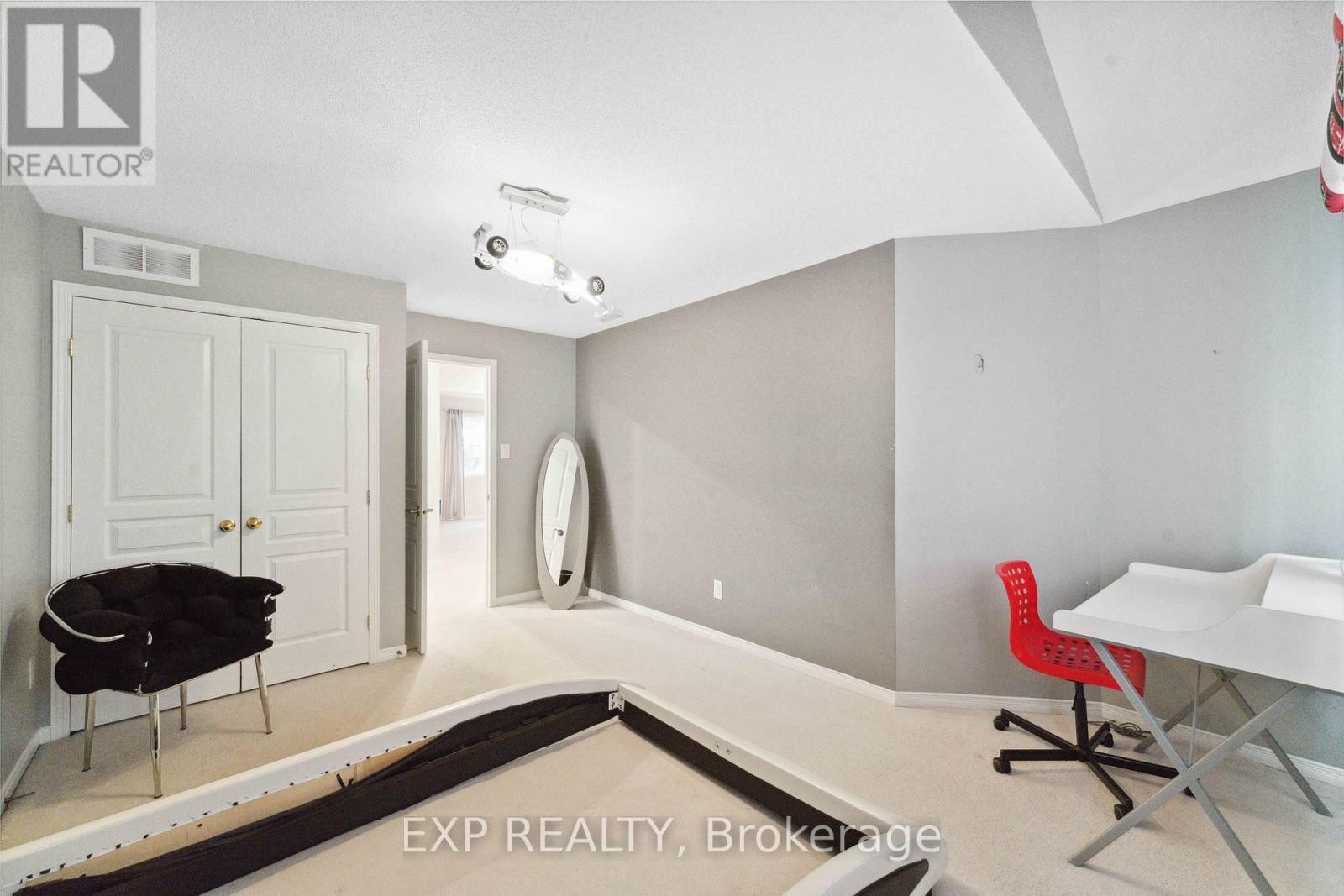 












316 WILD IRIS AVENUE

,
Ottawa,




Ontario
K1T0B6

