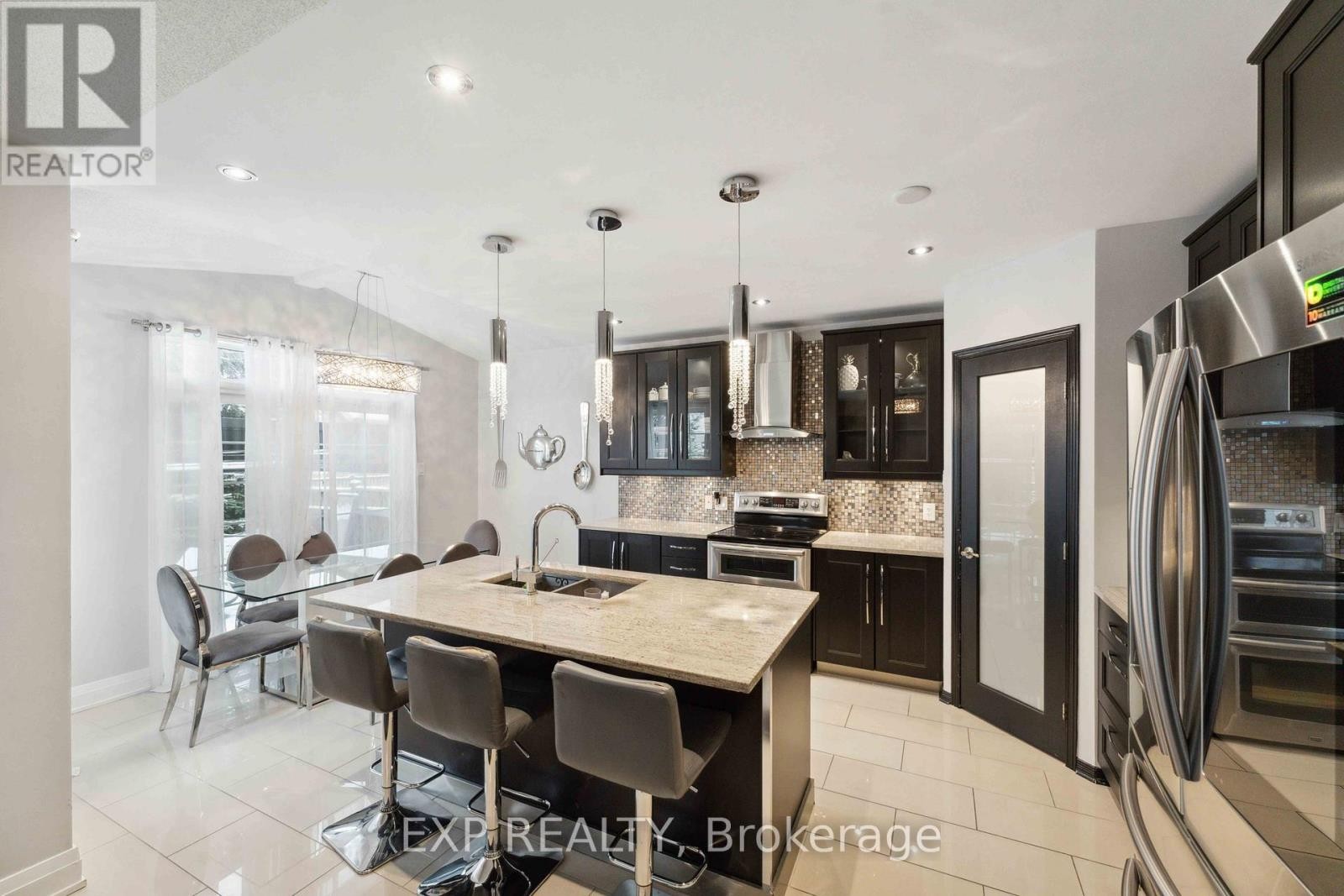 












316 WILD IRIS AVENUE

,
Ottawa,




Ontario
K1T0B6


