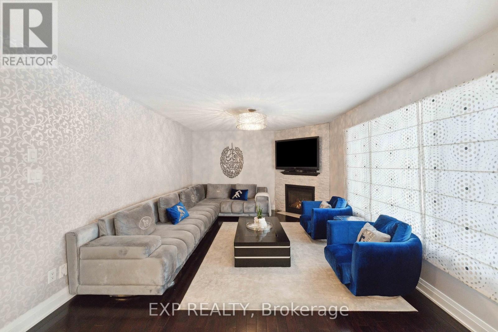 












316 WILD IRIS AVENUE

,
Ottawa,




Ontario
K1T0B6

