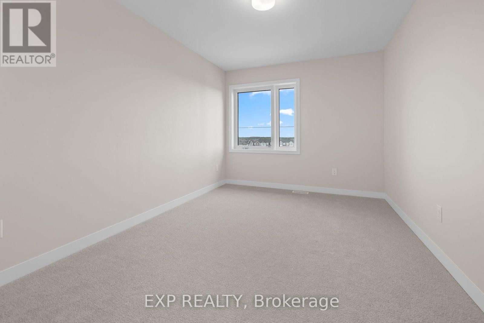 












618 PARNIAN PRIVATE

,
Ottawa,




Ontario
K2J7K6

