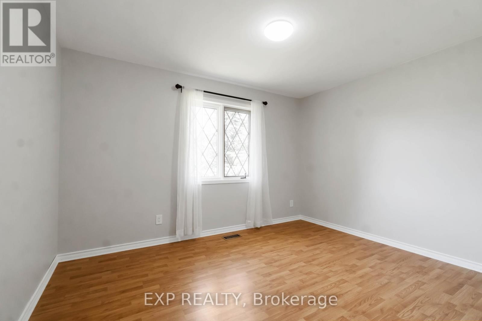 












13800 COUNTY 13 ROAD

,
North Dundas,




Ontario
K0A1R0

