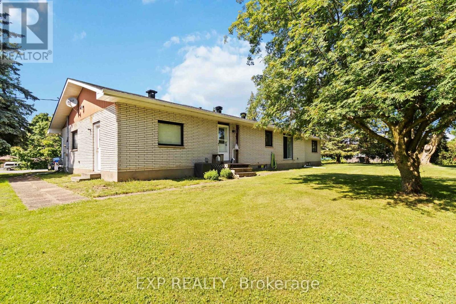 












13800 COUNTY 13 ROAD

,
North Dundas,




Ontario
K0A1R0

