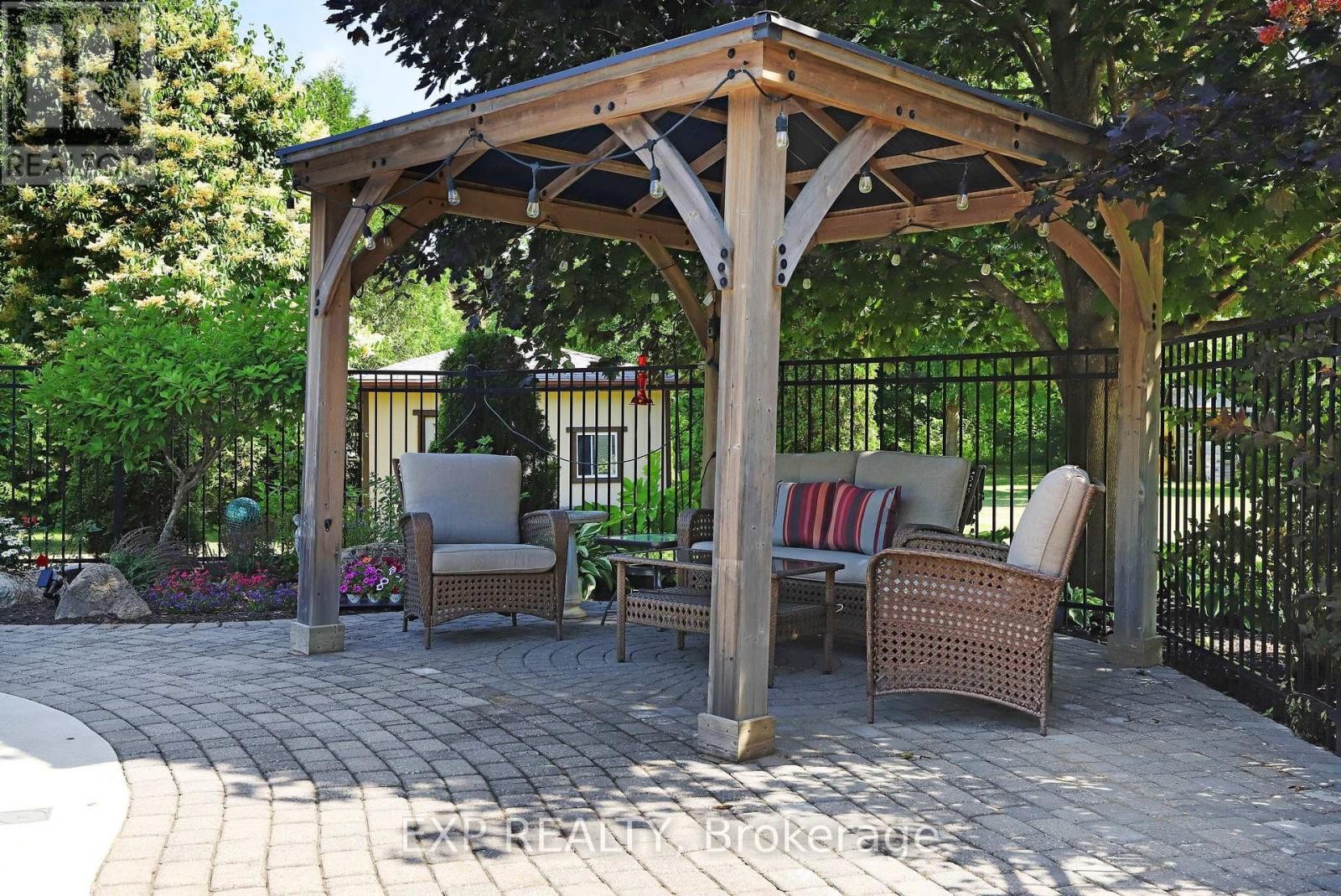 












6385 THIRD LINE ROAD

,
Ottawa,




Ontario
K0A2T0

