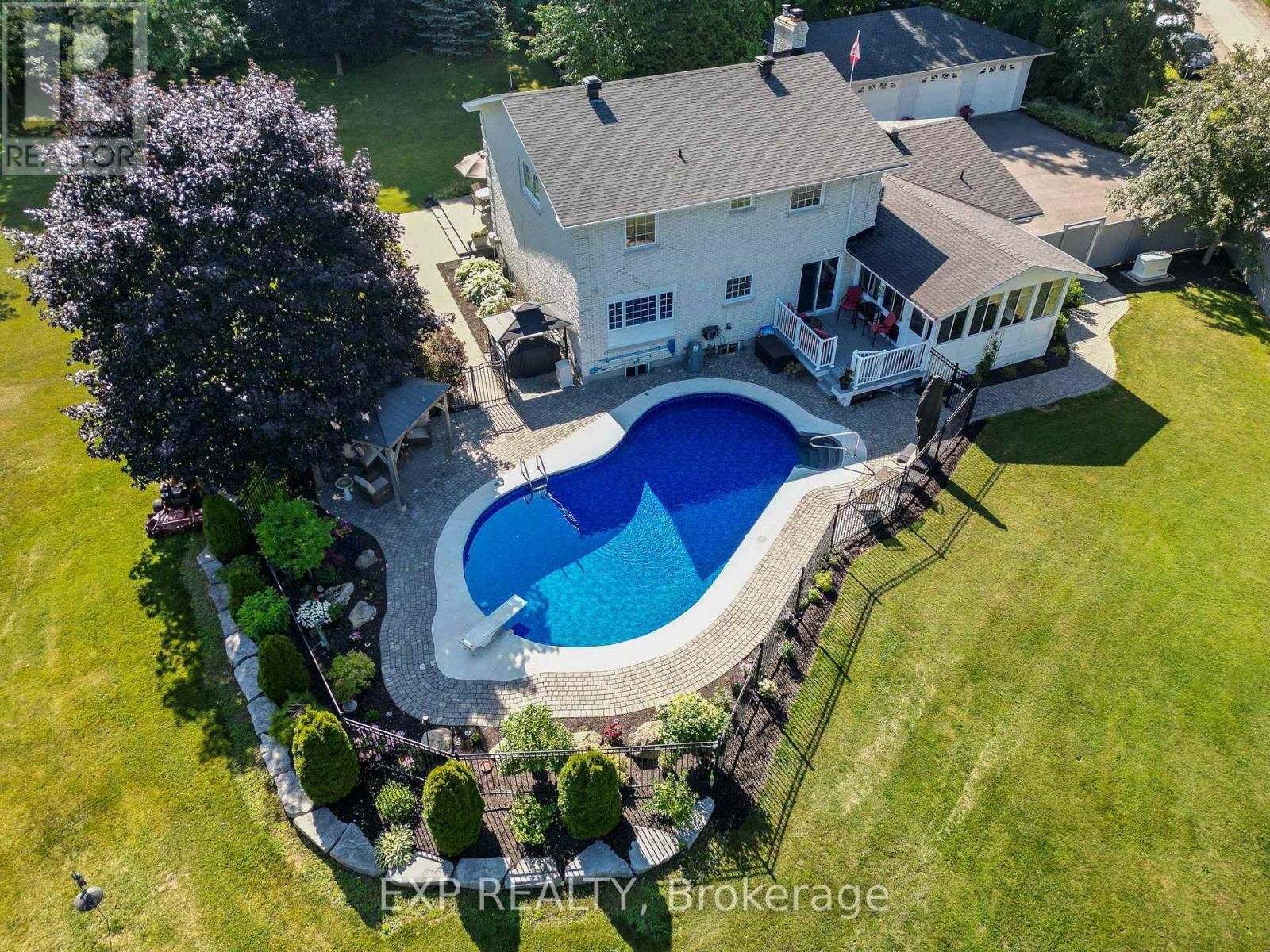 












6385 THIRD LINE ROAD

,
Ottawa,




Ontario
K0A2T0

