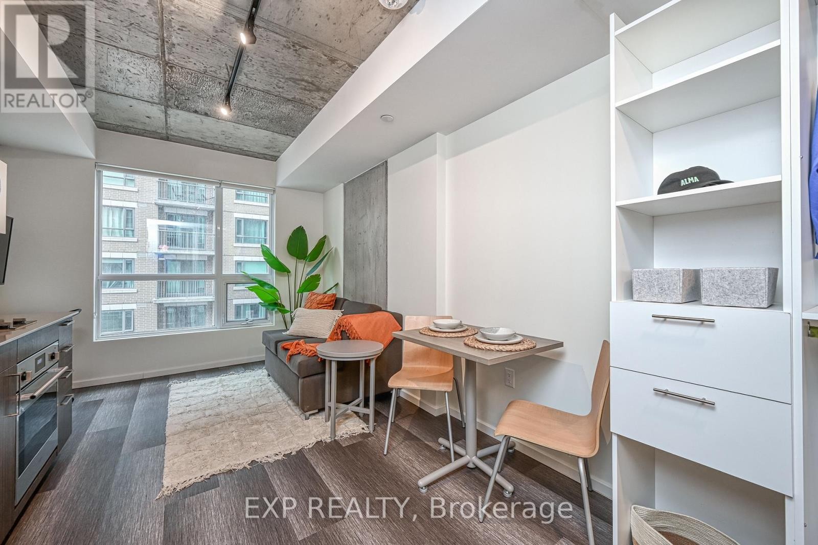 












B607 - 211 BESSERER STREET

,
Ottawa,




Ontario
K1N6A9

