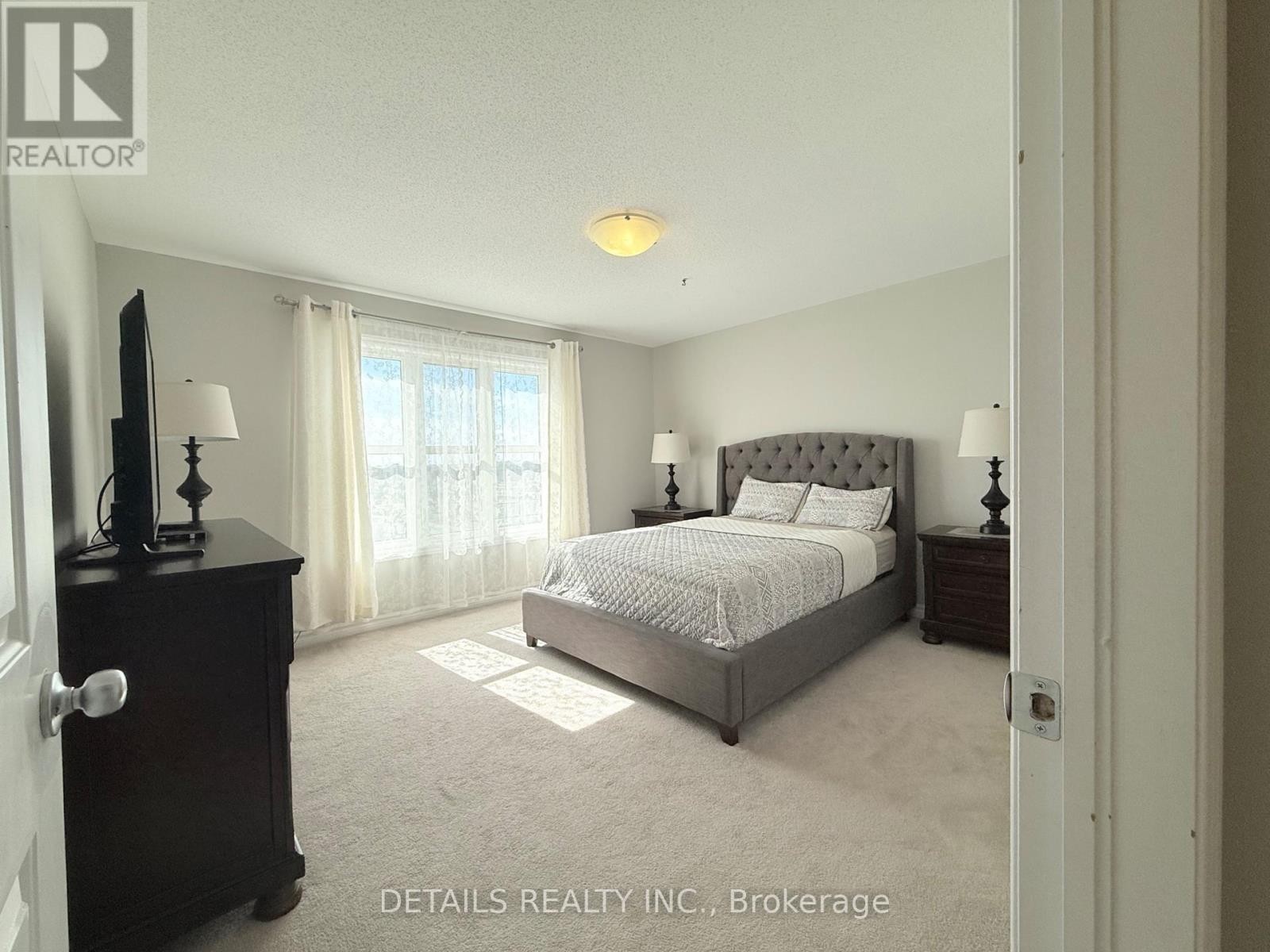 












B - 743 MAGNOLIA STREET

,
Ottawa,




Ontario
K4A3W4

