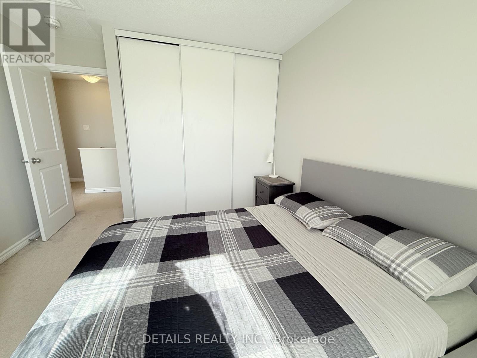 












B - 743 MAGNOLIA STREET

,
Ottawa,




Ontario
K4A3W4

