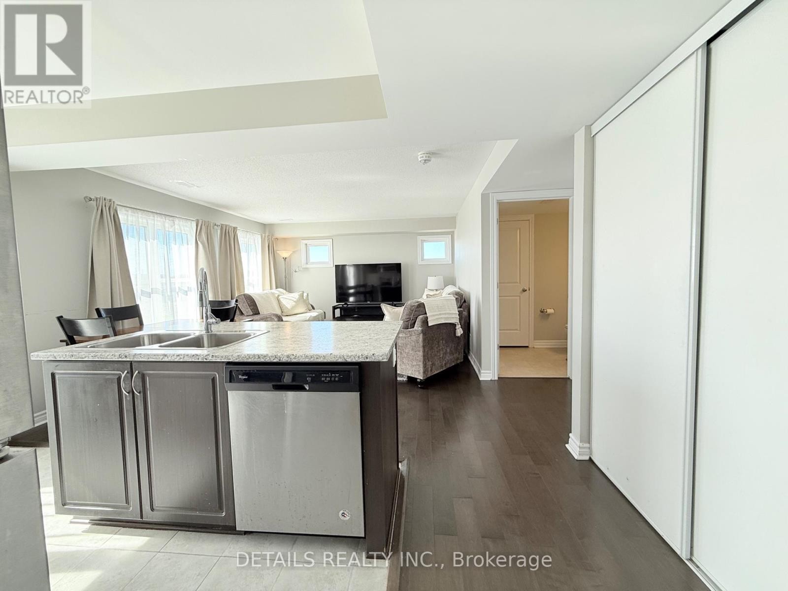 












B - 743 MAGNOLIA STREET

,
Ottawa,




Ontario
K4A3W4

