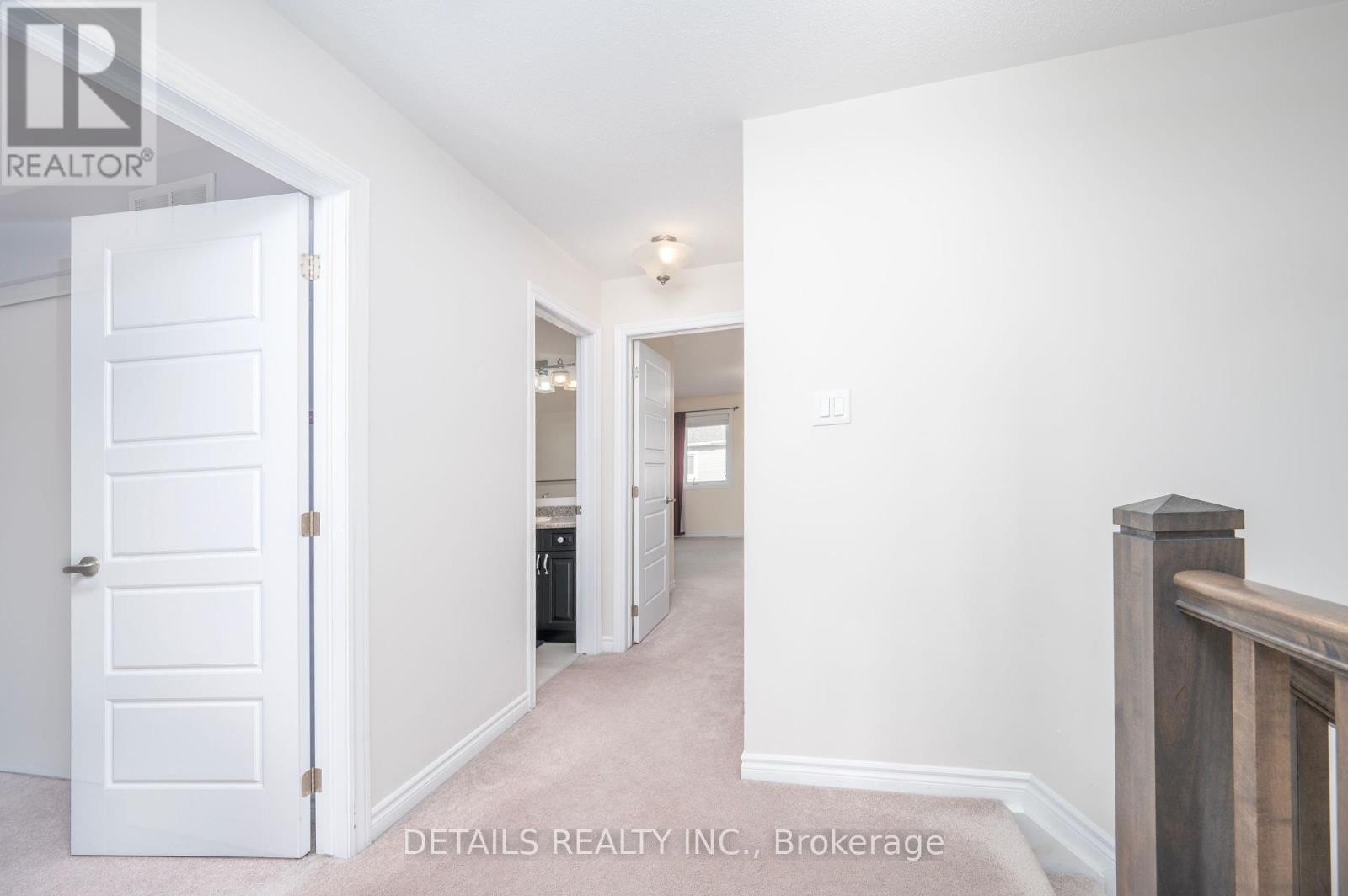 












434 WHITE ARCTIC AVENUE

,
Ottawa,




Ontario
K2J5Y9

