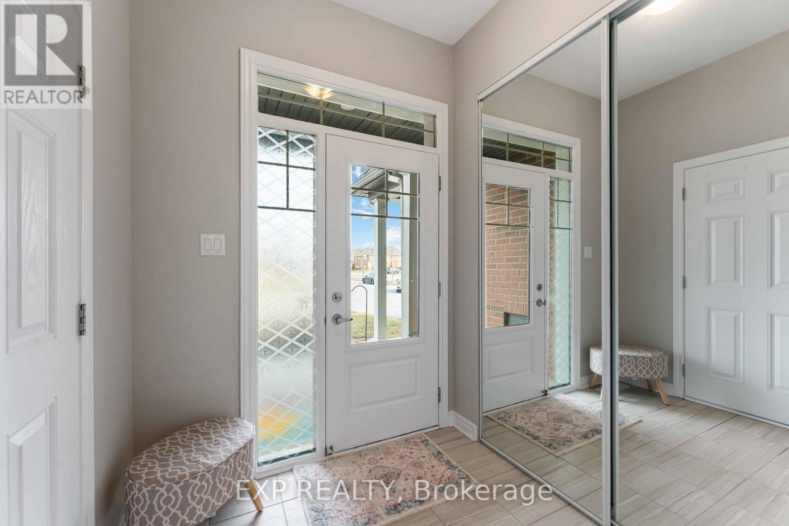 












347 MOUNTAIN SORREL WAY

,
Ottawa,




Ontario
K4A1H7

