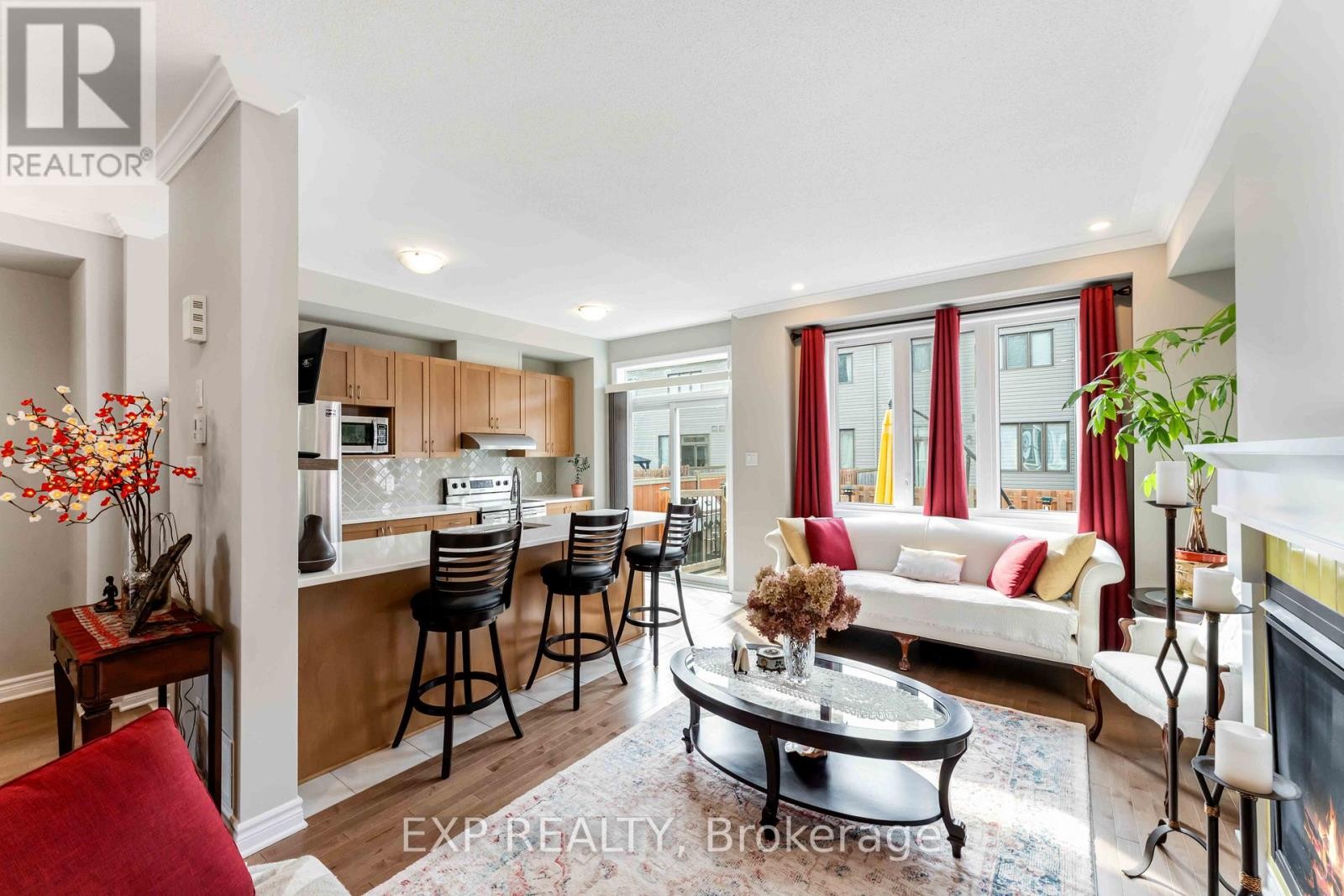 












347 MOUNTAIN SORREL WAY

,
Ottawa,




Ontario
K4A1H7

