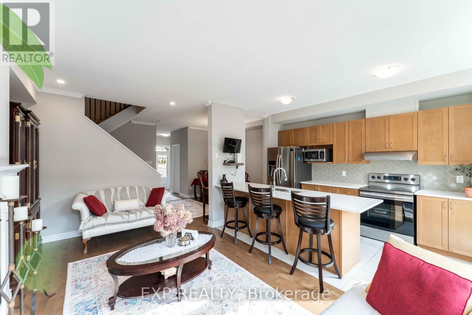 












347 MOUNTAIN SORREL WAY

,
Ottawa,




Ontario
K4A1H7

