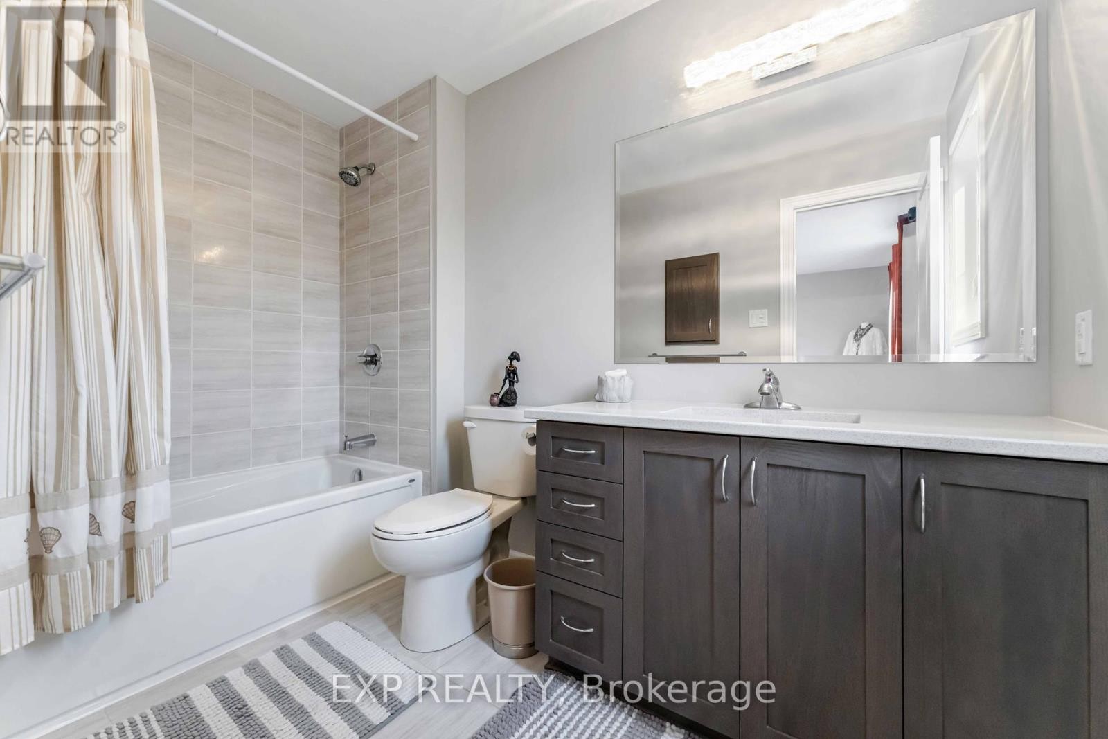 












347 MOUNTAIN SORREL WAY

,
Ottawa,




Ontario
K4A1H7

