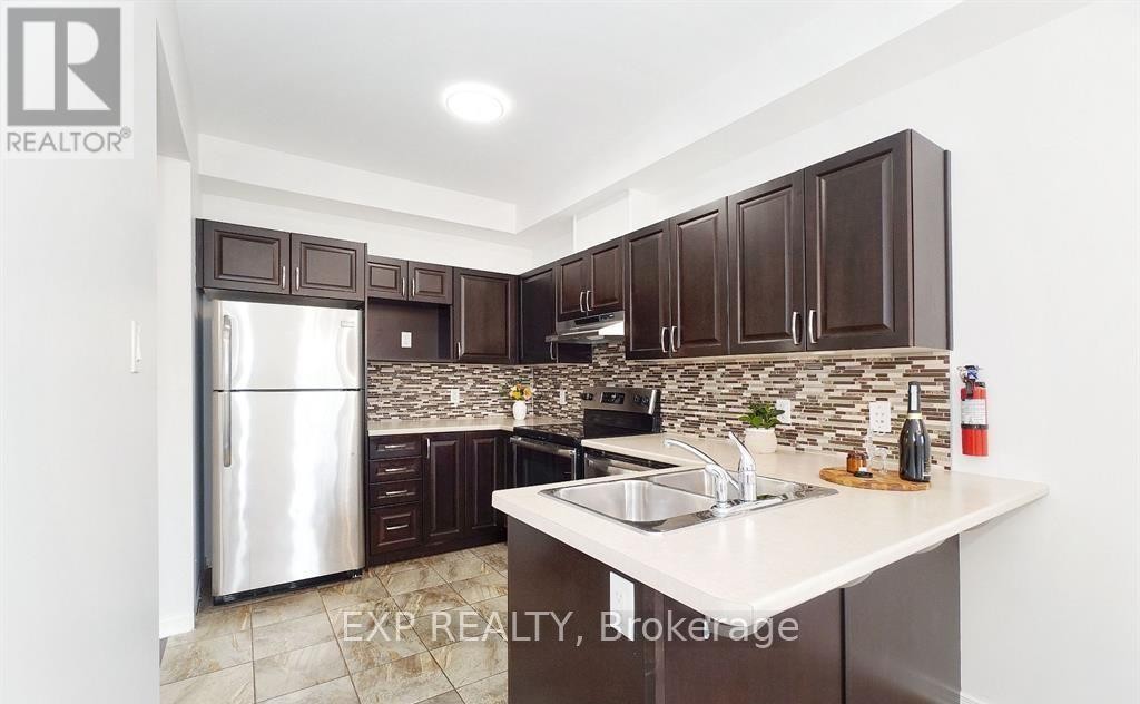 












126 AKERSON ROAD

,
Ottawa,




Ontario
K2M0B3

