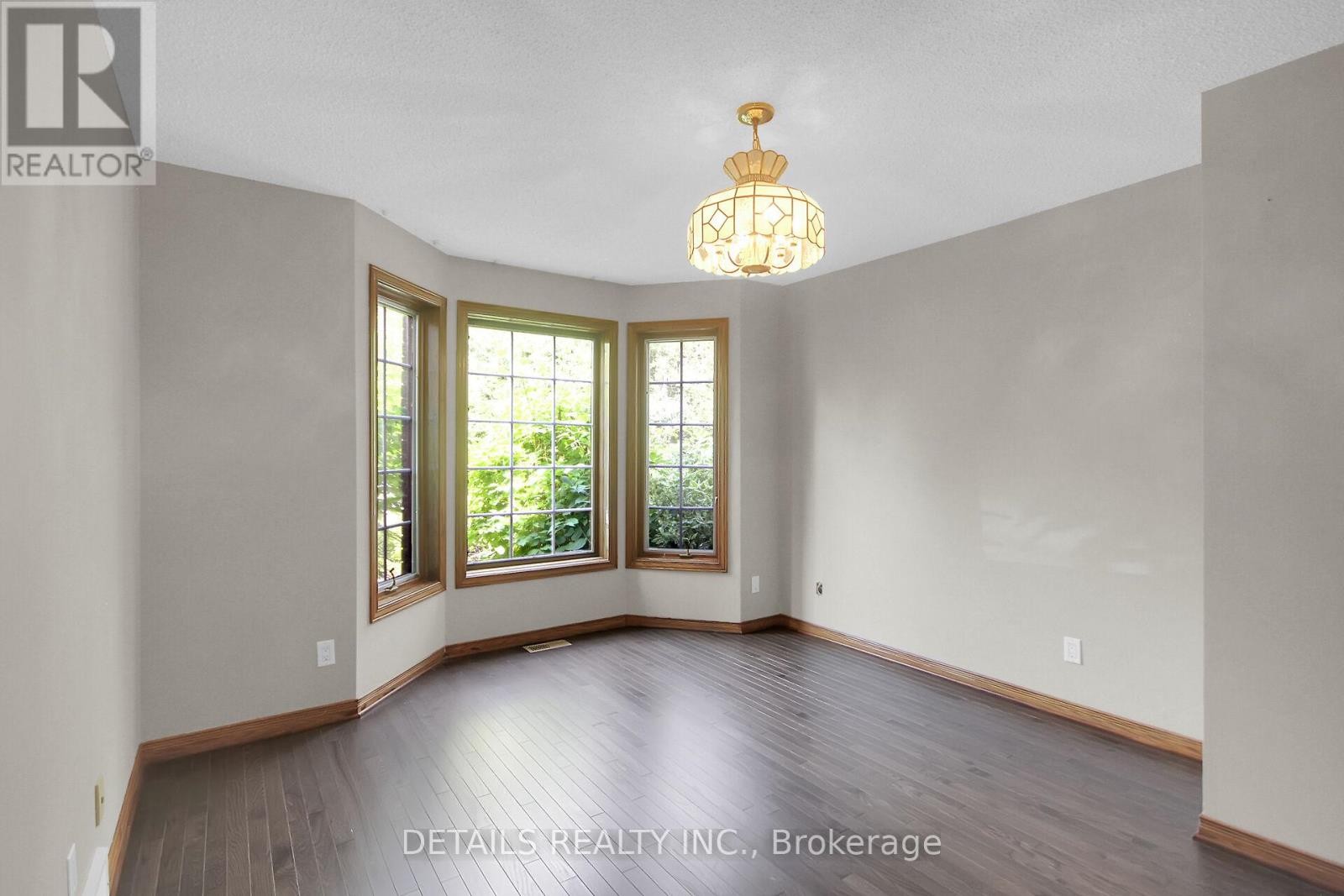 












1341 SHYLO CRESCENT

,
Ottawa,




Ontario
K4M1B7

