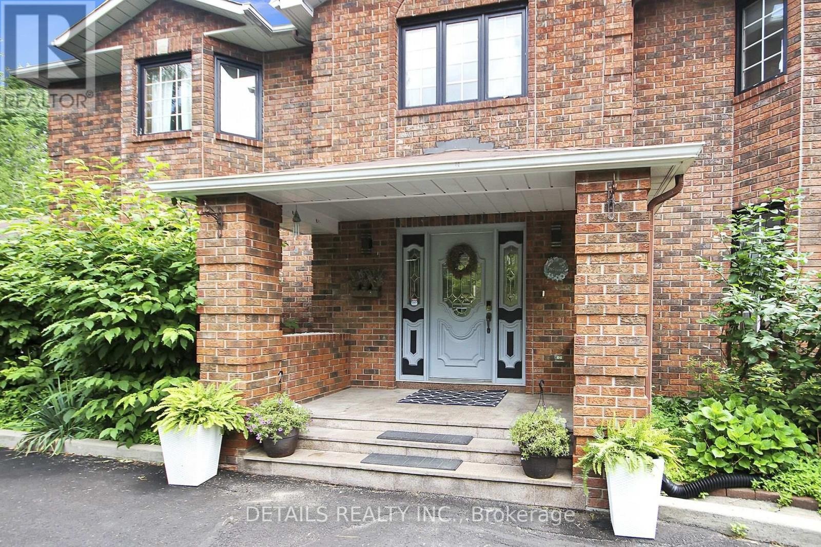 












1341 SHYLO CRESCENT

,
Ottawa,




Ontario
K4M1B7

