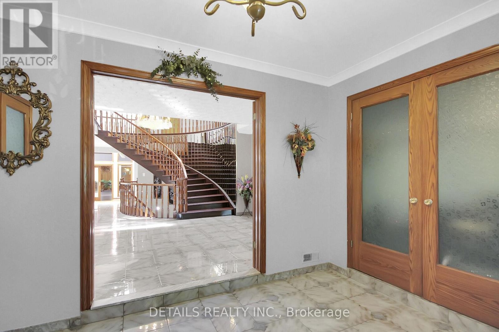 












1341 SHYLO CRESCENT

,
Ottawa,




Ontario
K4M1B7

