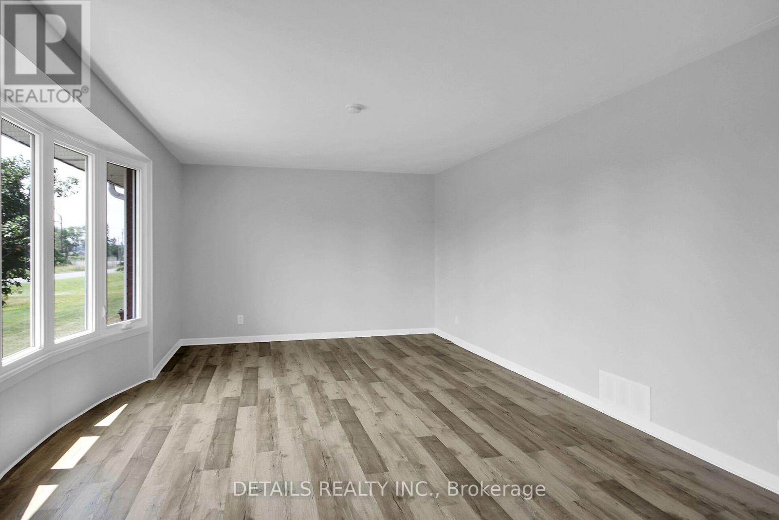 












13459 LOUCKS ROAD

,
North Dundas,




Ontario
K0C1H0

