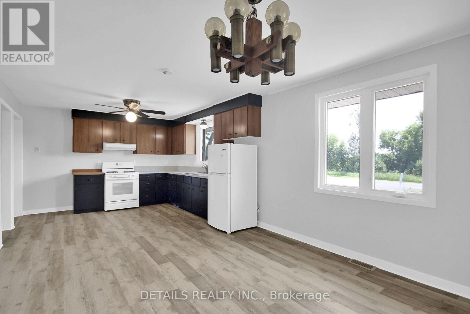 












13459 LOUCKS ROAD

,
North Dundas,




Ontario
K0C1H0

