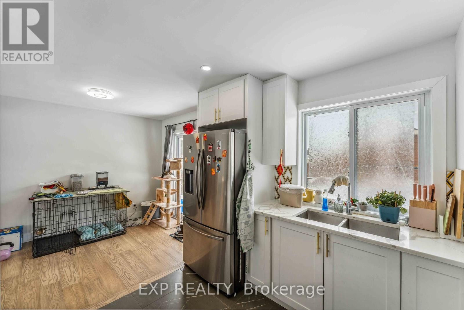 












A - 44 SHERRY LANE

,
Ottawa,




Ontario
K2G3L4

