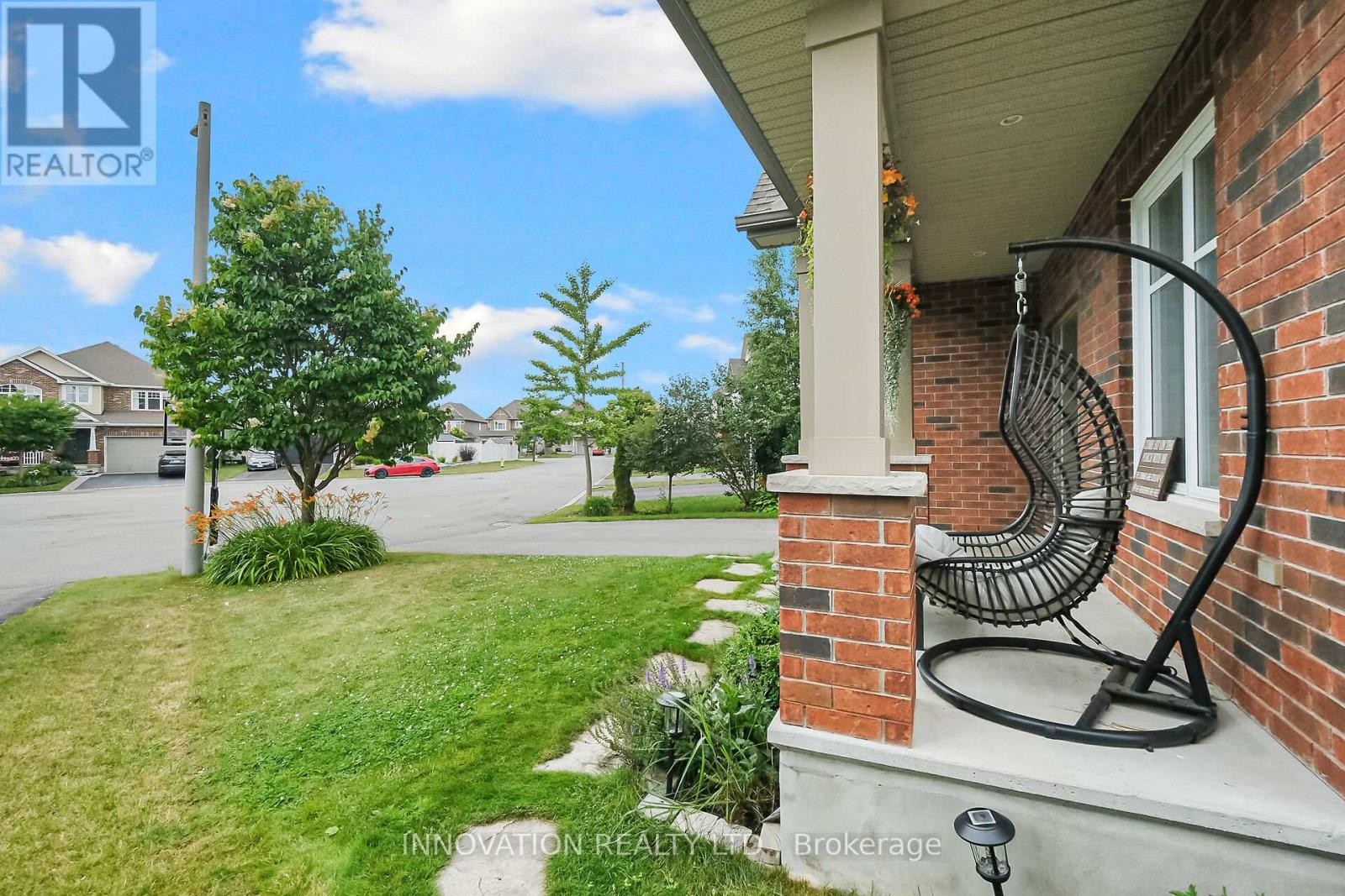 












710 WRANGLER CIRCLE

,
Ottawa,




Ontario
K2S0R2

