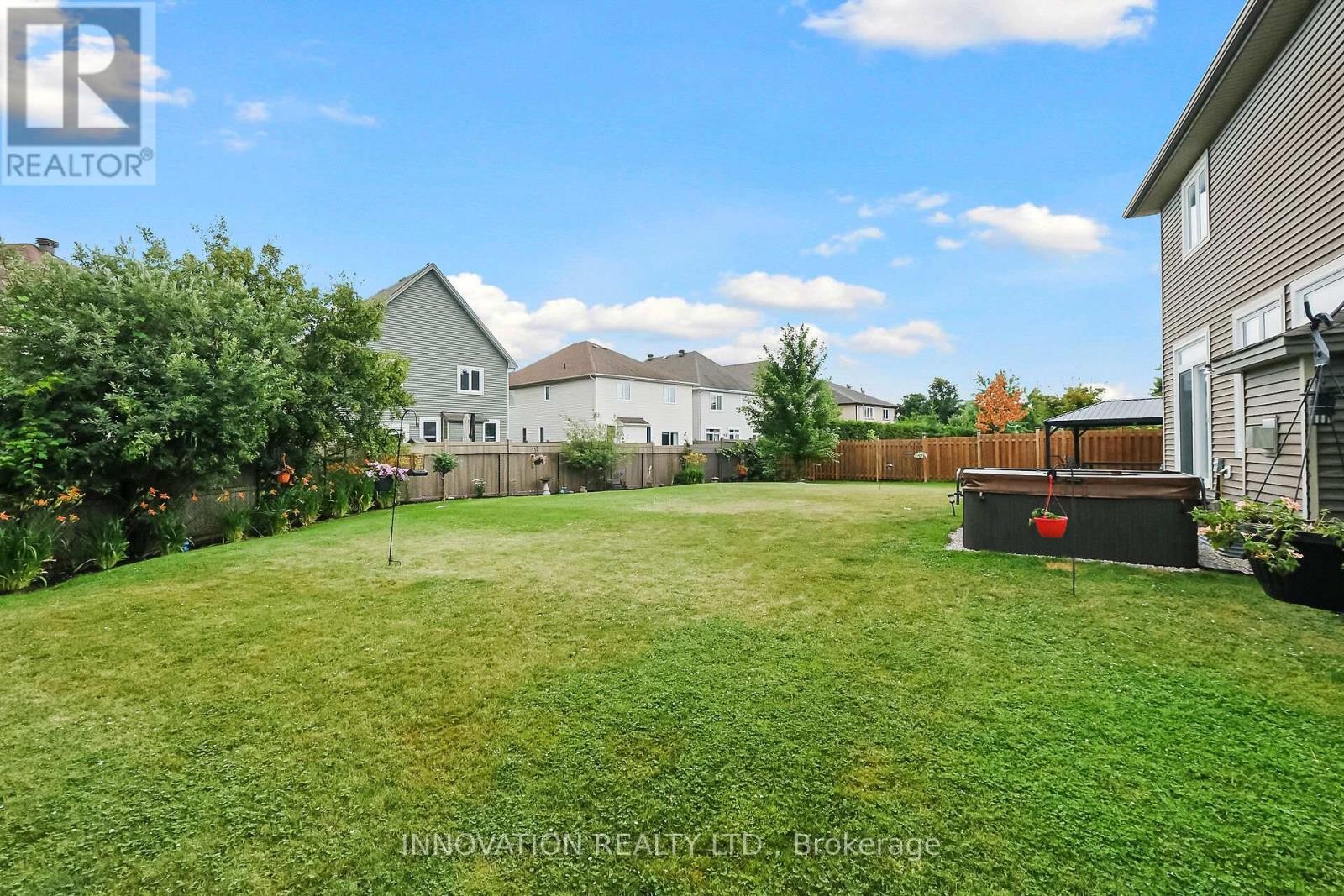 












710 WRANGLER CIRCLE

,
Ottawa,




Ontario
K2S0R2

