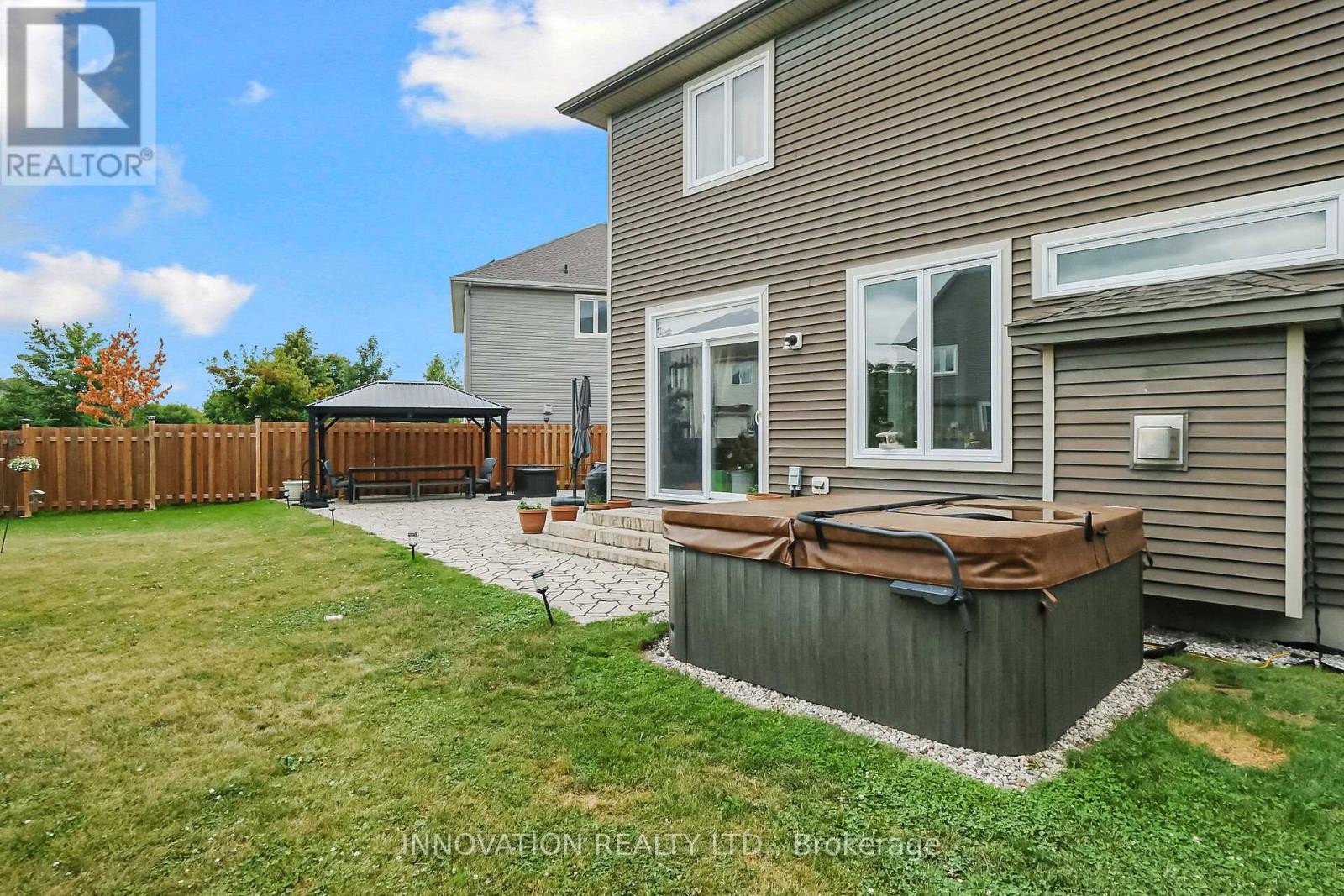 












710 WRANGLER CIRCLE

,
Ottawa,




Ontario
K2S0R2

