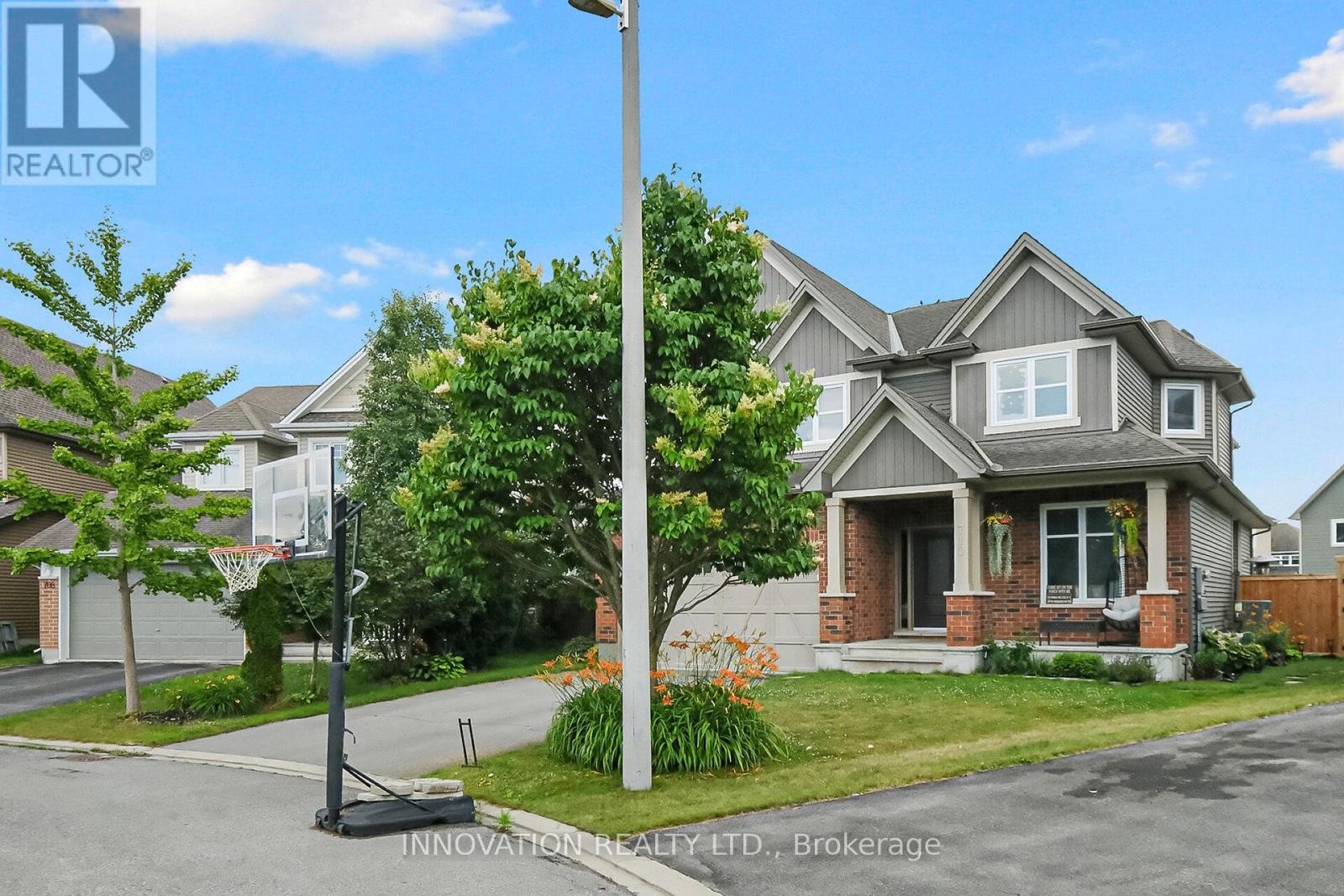 












710 WRANGLER CIRCLE

,
Ottawa,




Ontario
K2S0R2

