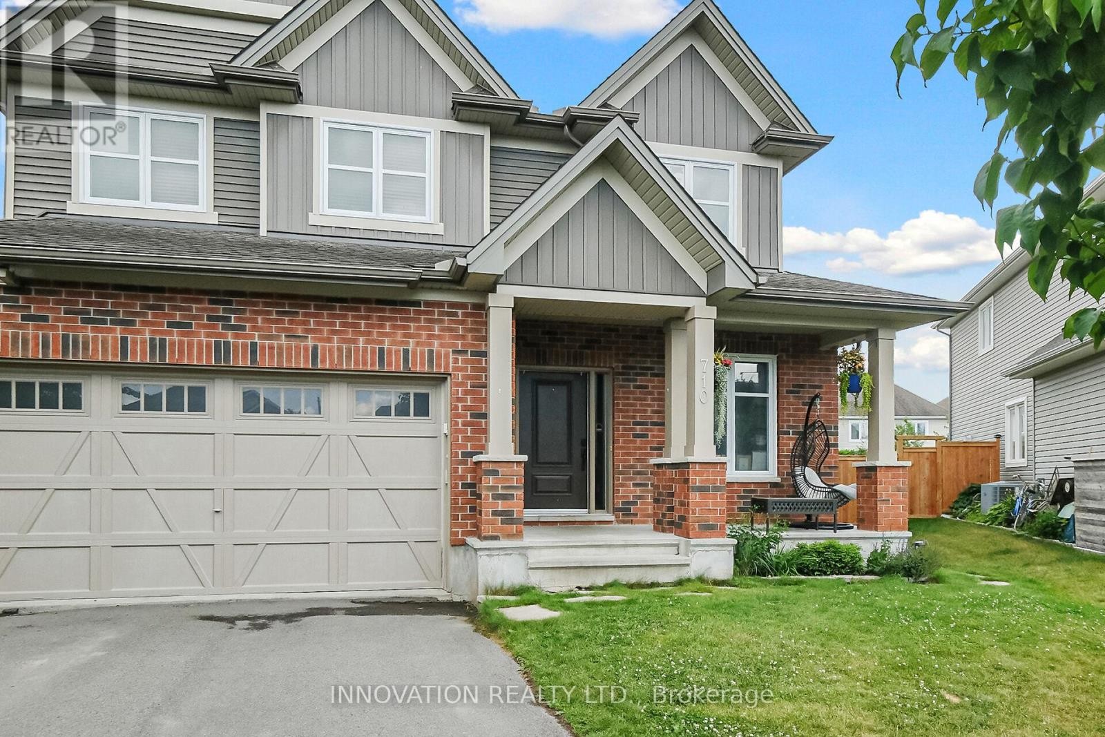 












710 WRANGLER CIRCLE

,
Ottawa,




Ontario
K2S0R2

