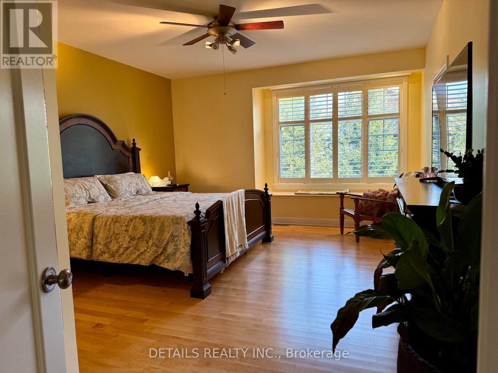 












46 MARSH SPARROW PRIVATE

,
Ottawa,




Ontario
K2K3P2

