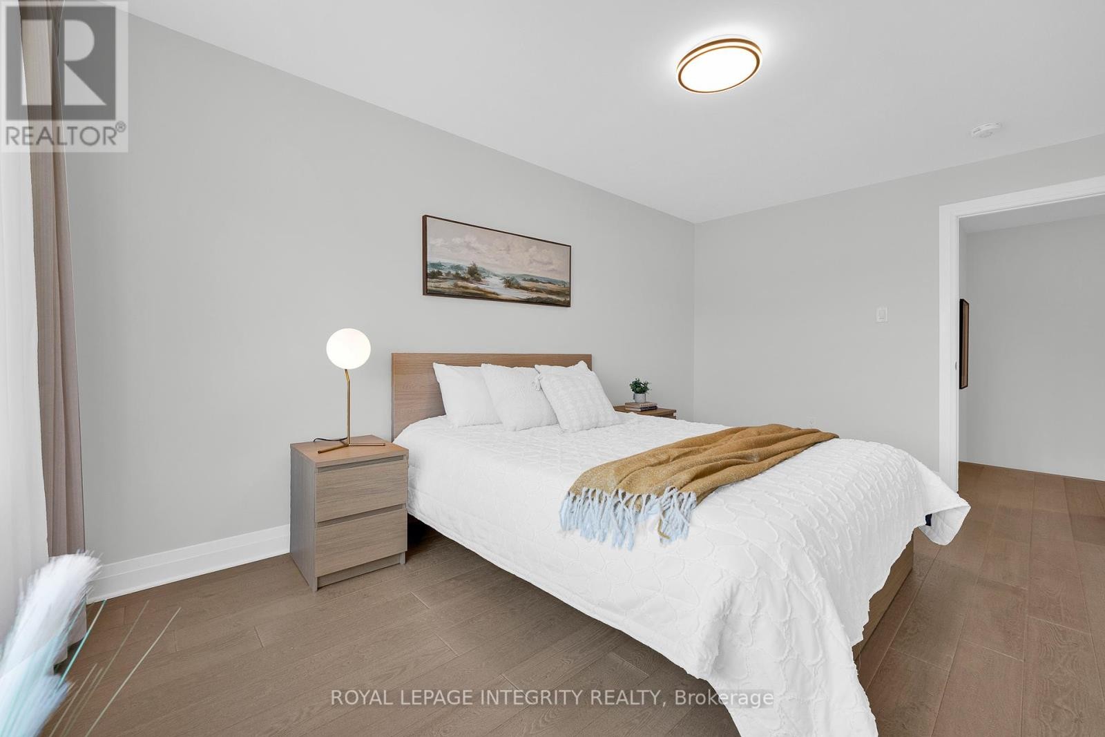 












276 MOUNT NEBO WAY

,
Ottawa,




Ontario
K1X0E1

