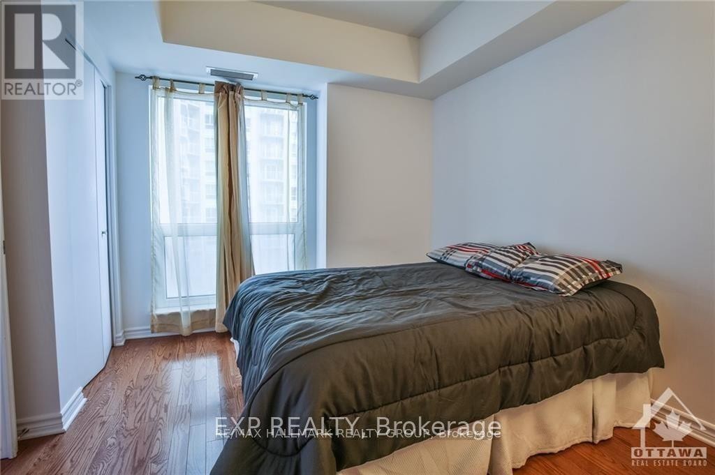 












1111 - 200 RIDEAU STREET

,
Ottawa,




Ontario
K1N5Y1

