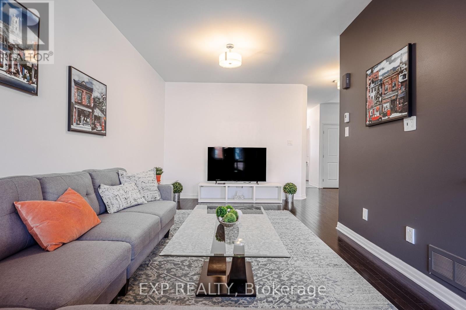 












137 HAWKESWOOD DRIVE

,
Ottawa,




Ontario
K4M0E6

