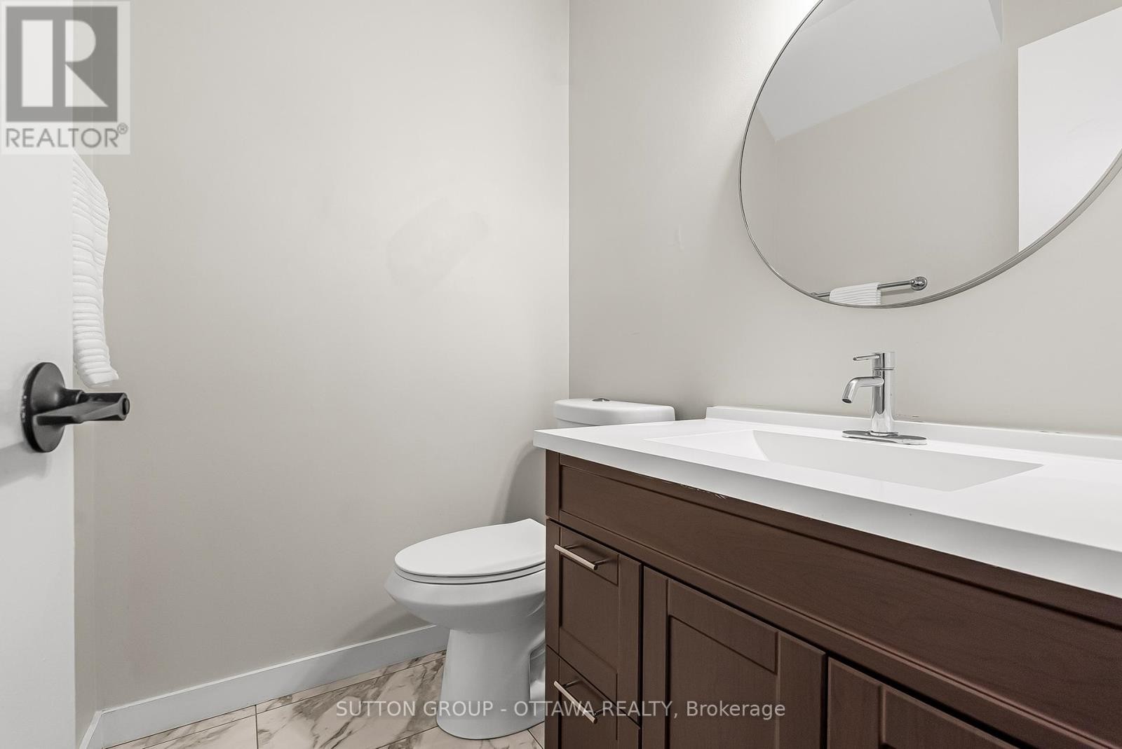 












6651 TOONEY DRIVE

,
Ottawa,




Ontario
K1C6P7


