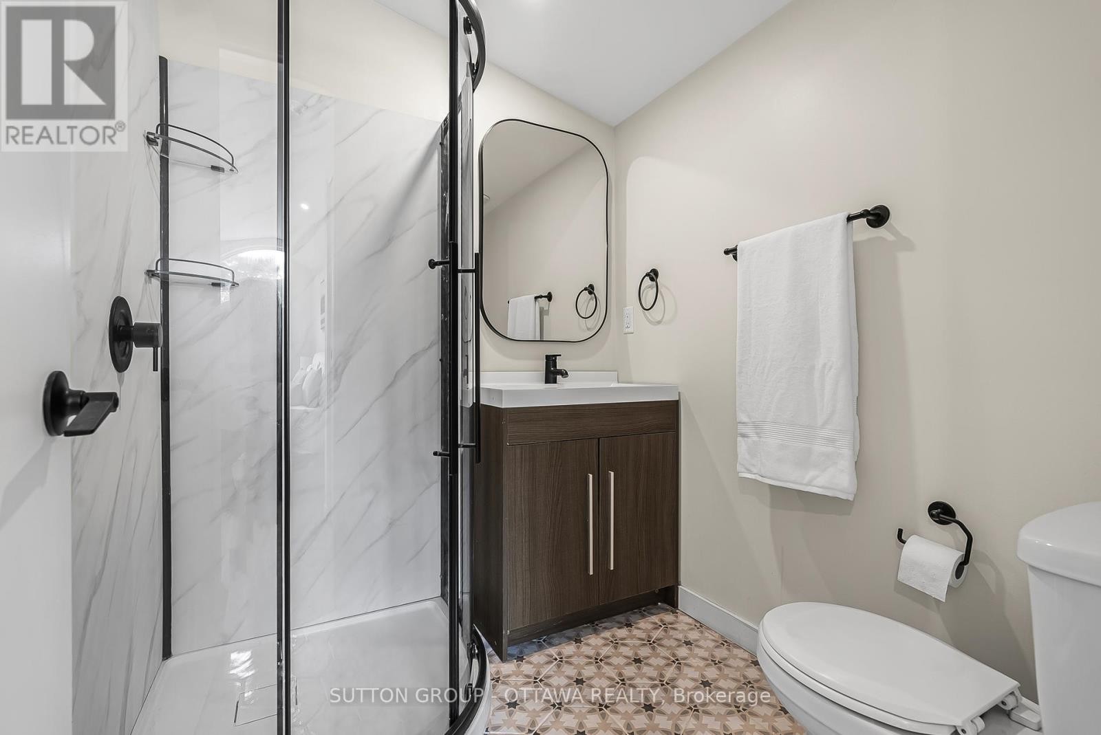 












6651 TOONEY DRIVE

,
Ottawa,




Ontario
K1C6P7

