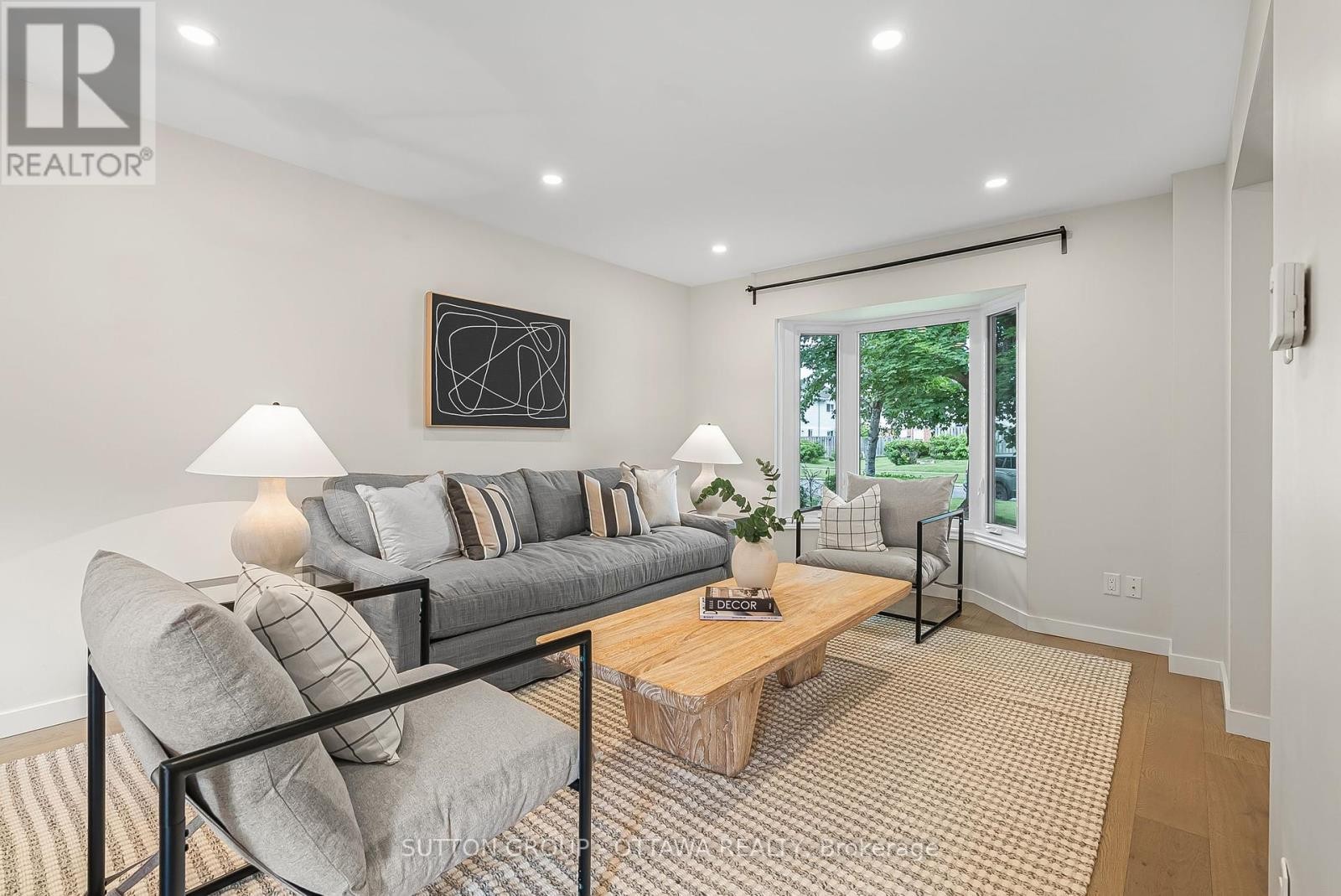 












6651 TOONEY DRIVE

,
Ottawa,




Ontario
K1C6P7

