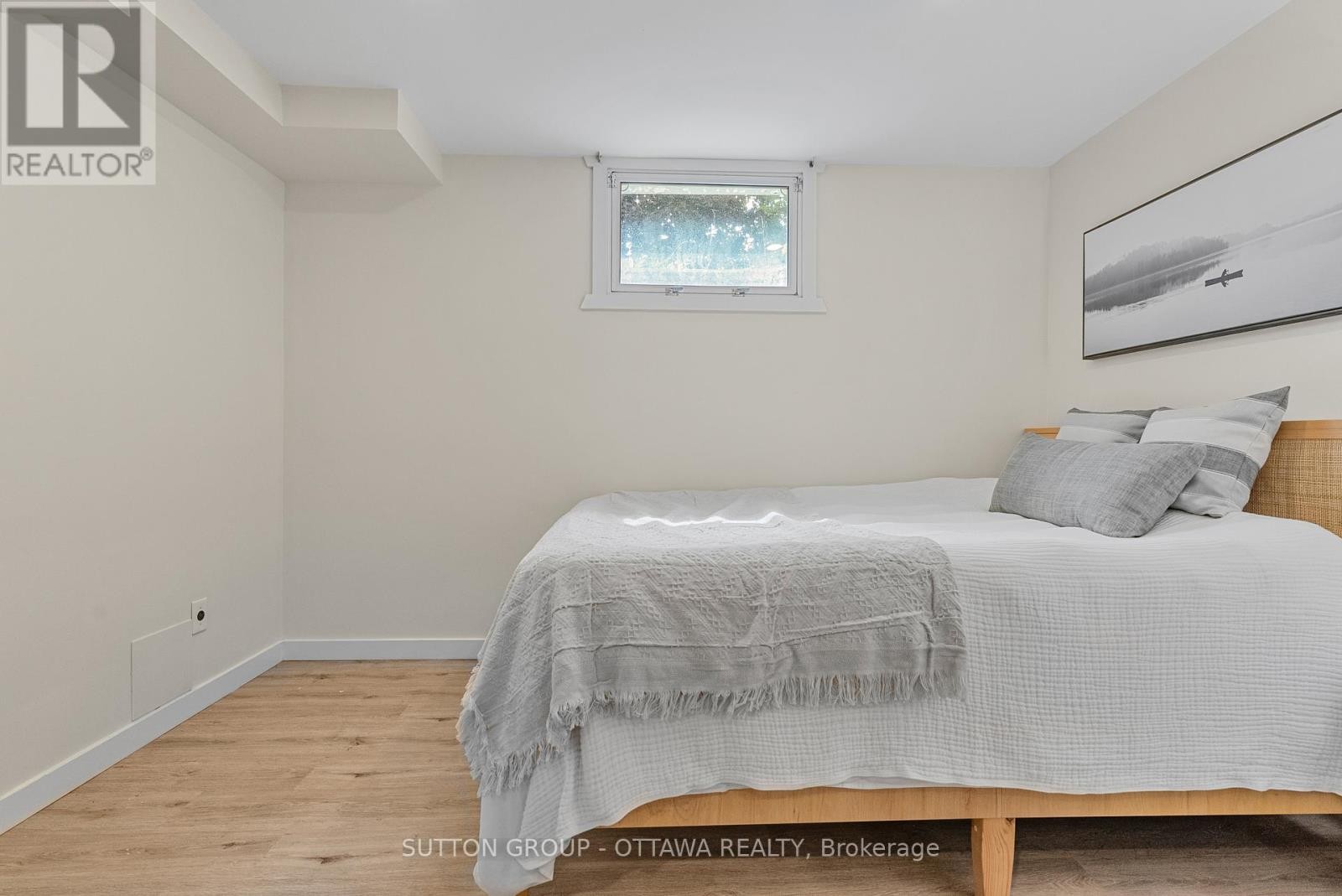 












6651 TOONEY DRIVE

,
Ottawa,




Ontario
K1C6P7

