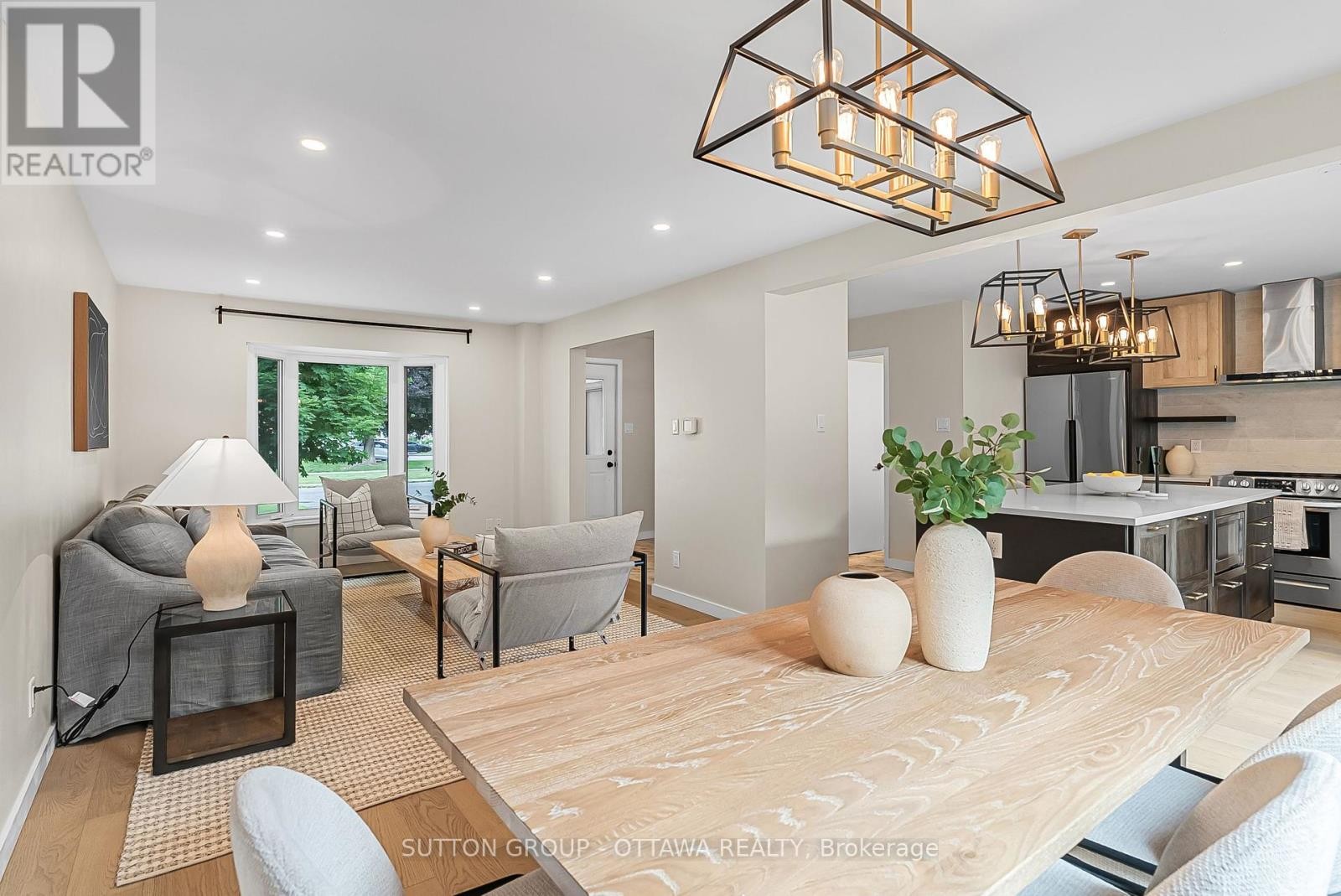 












6651 TOONEY DRIVE

,
Ottawa,




Ontario
K1C6P7

