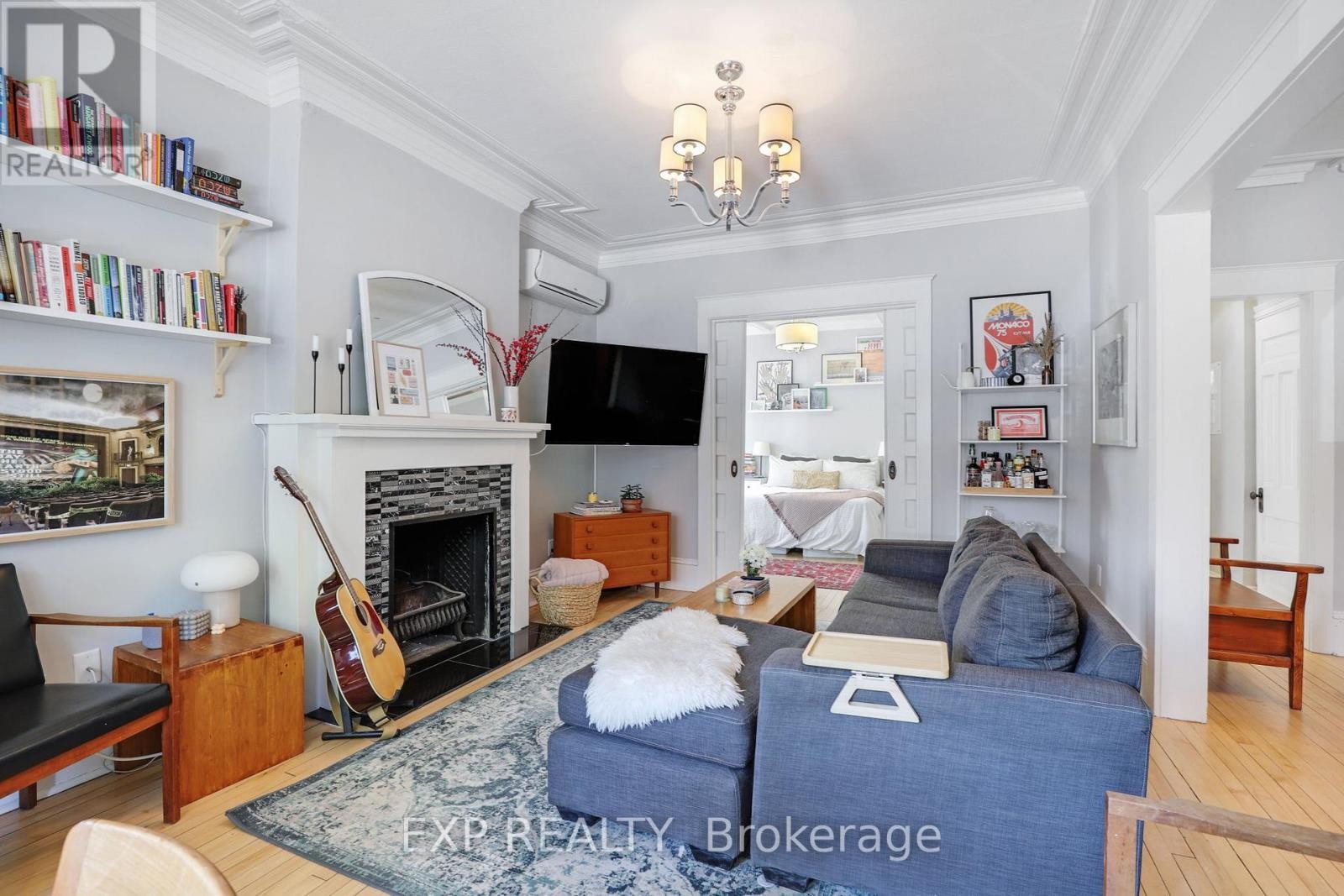 












22 DELAWARE AVENUE

,
Ottawa,




Ontario
K2P0Z3


