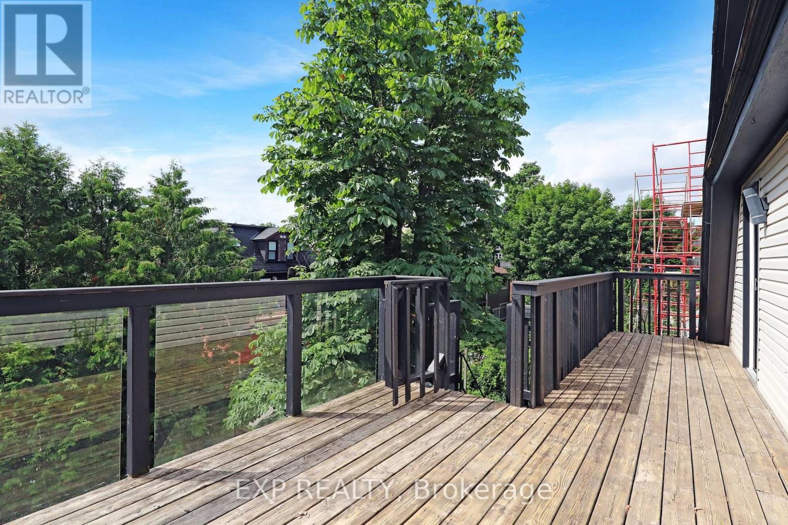 












22 DELAWARE AVENUE

,
Ottawa,




Ontario
K2P0Z3

