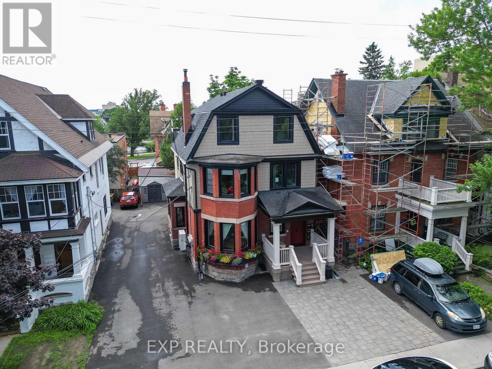 












22 DELAWARE AVENUE

,
Ottawa,




Ontario
K2P0Z3

