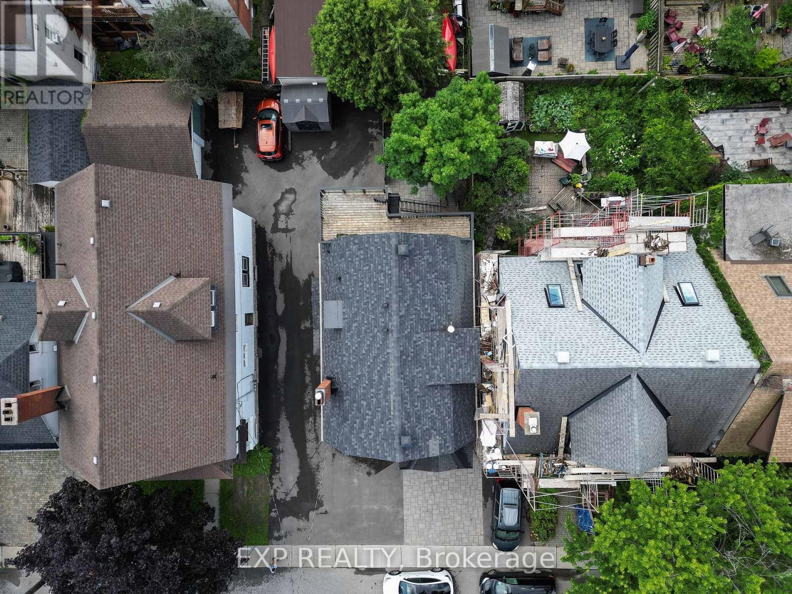 












22 DELAWARE AVENUE

,
Ottawa,




Ontario
K2P0Z3

