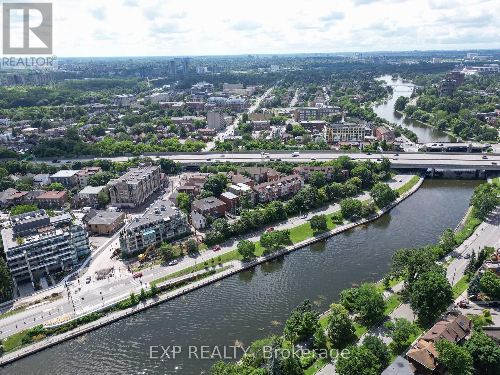 












22 DELAWARE AVENUE

,
Ottawa,




Ontario
K2P0Z3


