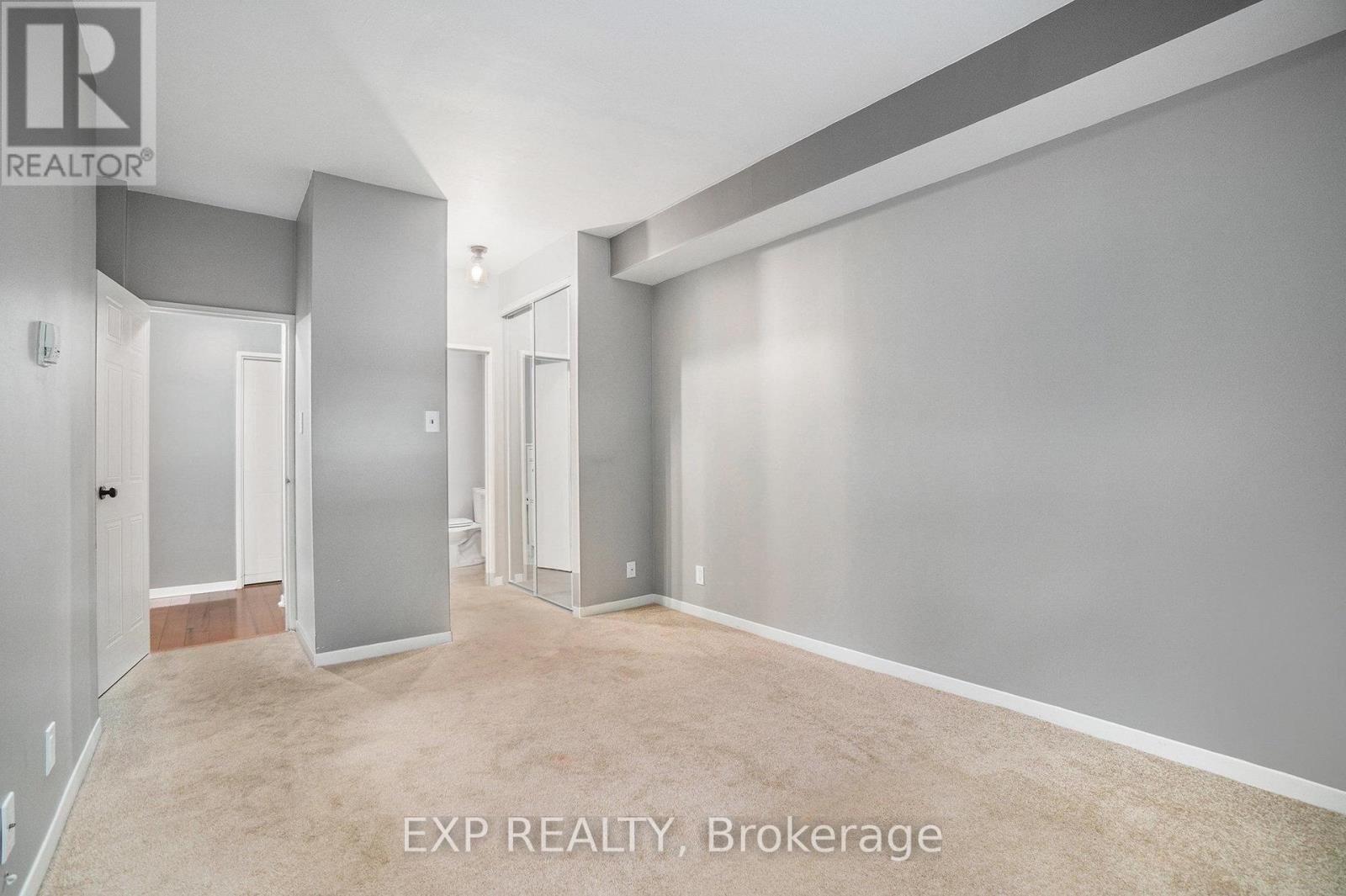 












107 - 80 SANDCASTLE DRIVE

,
Ottawa,




Ontario
K2H9E7

