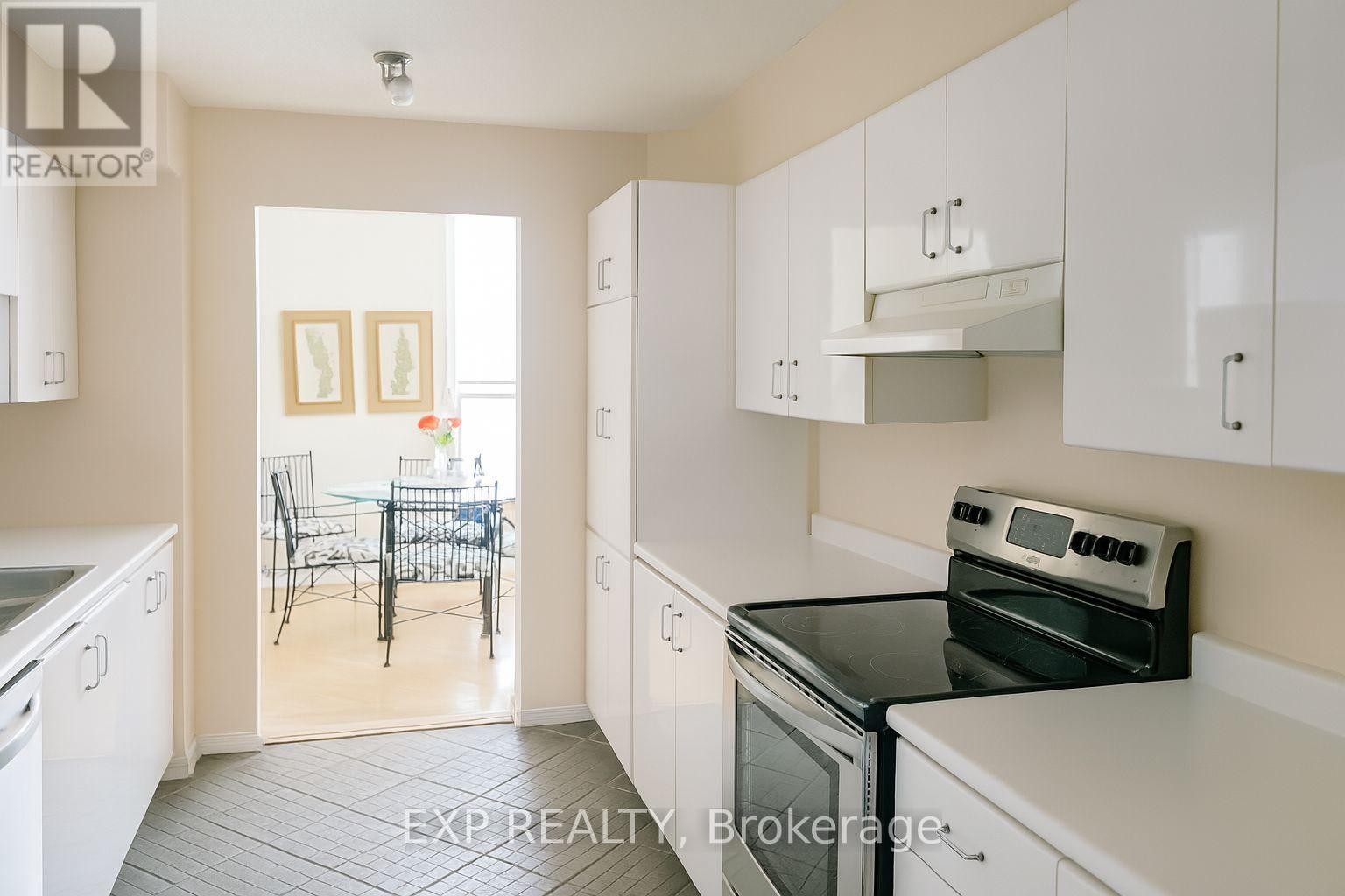 












1510 - 215 PARKDALE AVENUE

,
Ottawa,




Ontario
K1Y4T8

