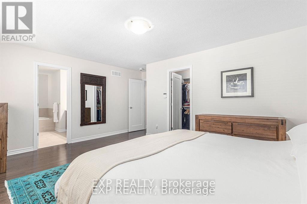 












304 LOCUST RIDGE

,
Ottawa,




Ontario
K1W0J3

