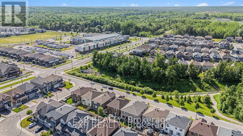 












304 LOCUST RIDGE

,
Ottawa,




Ontario
K1W0J3

